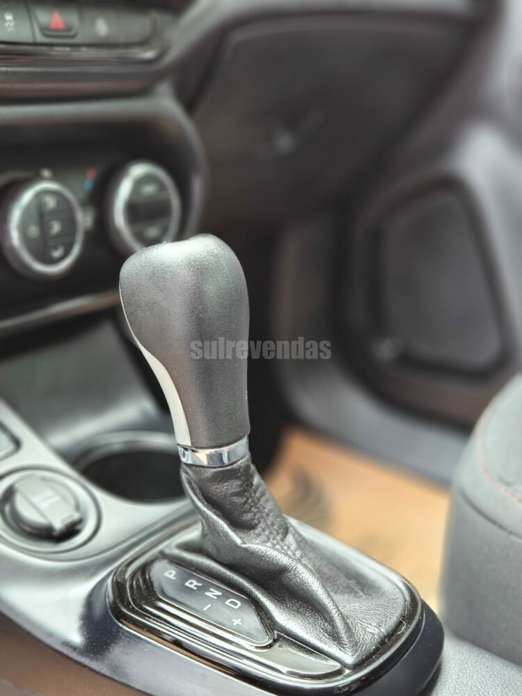Fiat Toro Freedom 1.8 16V Flex Aut. - foto 8