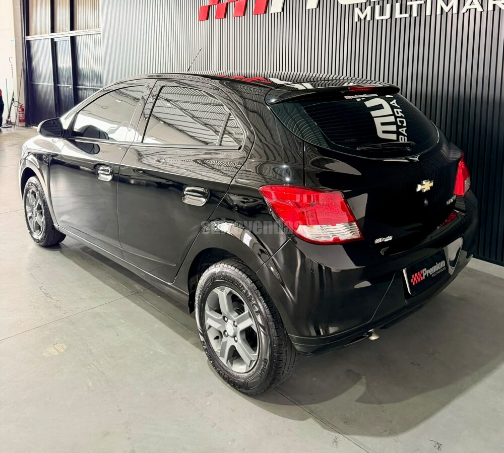 Chevrolet Onix Hatch LT 1.4 8V Flexpower 5P Aut. - foto 3