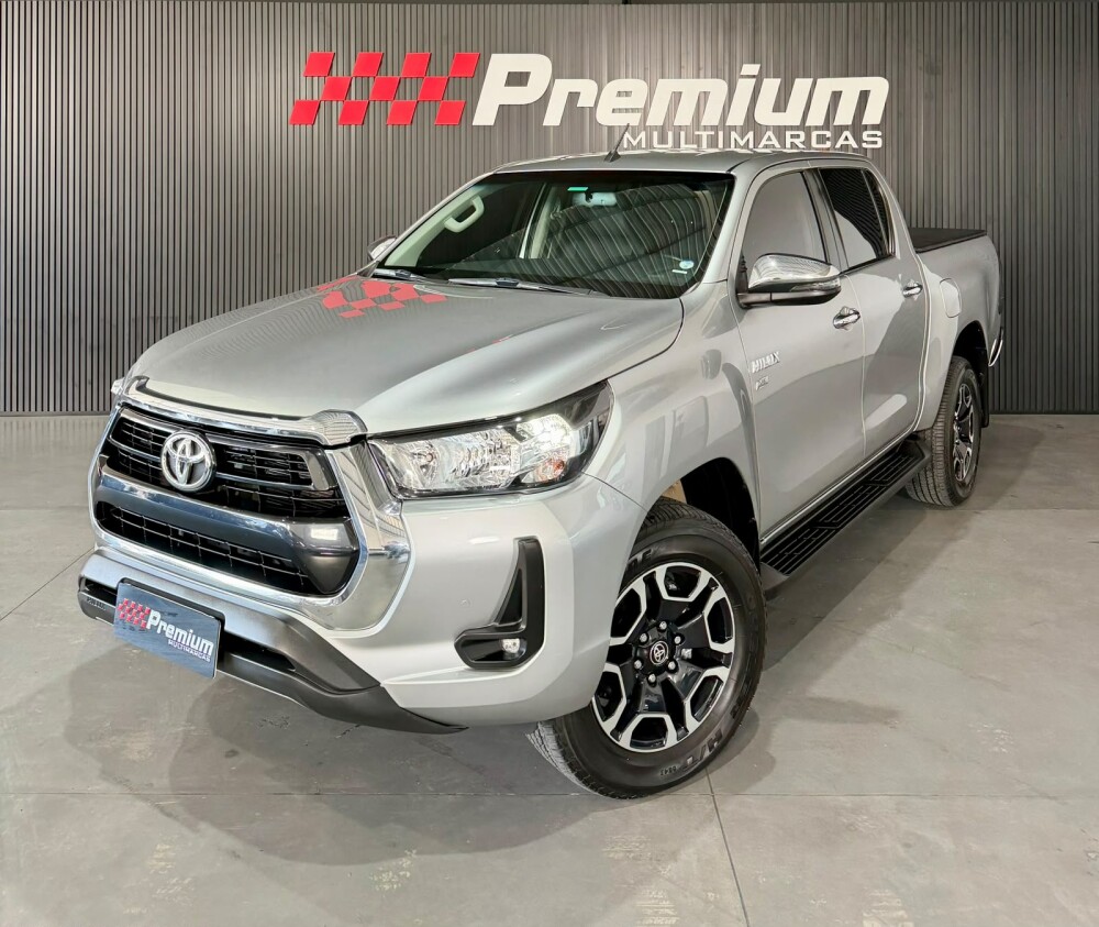 Toyota Hilux 2021 à venda